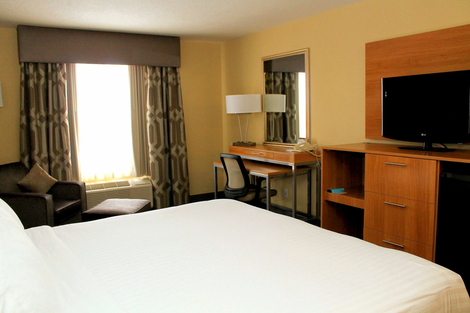 Holiday Inn Express Hotel & Suites Sherwood Park-Edmonton Area By Ihg Dış mekan fotoğraf